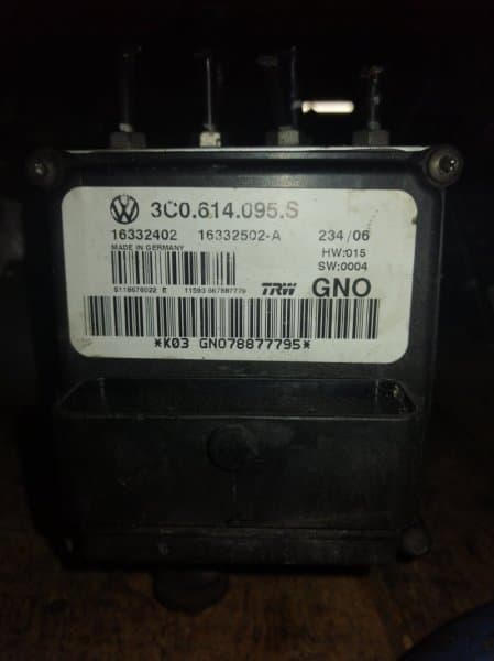 Блок abs Volkswagen Passat B6 (б/у)