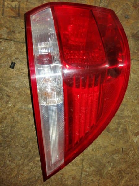 Фонарь Volkswagen Golf 5K задн. прав. (б/у)