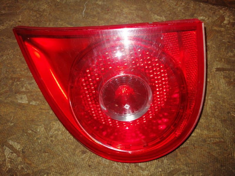 Фонарь Volkswagen Golf 5 2003 задн. прав. (б/у)