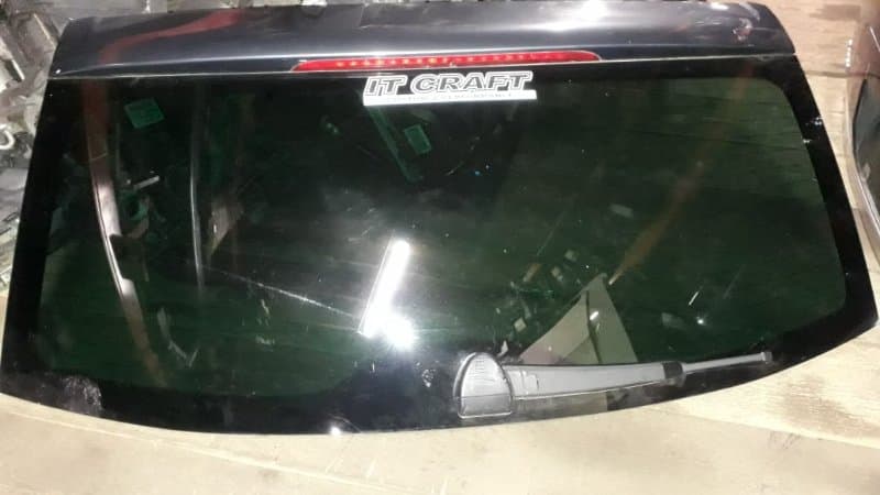 Стекло крышки багажника Volkswagen Touareg 7L AZZ 2005 (б/у)