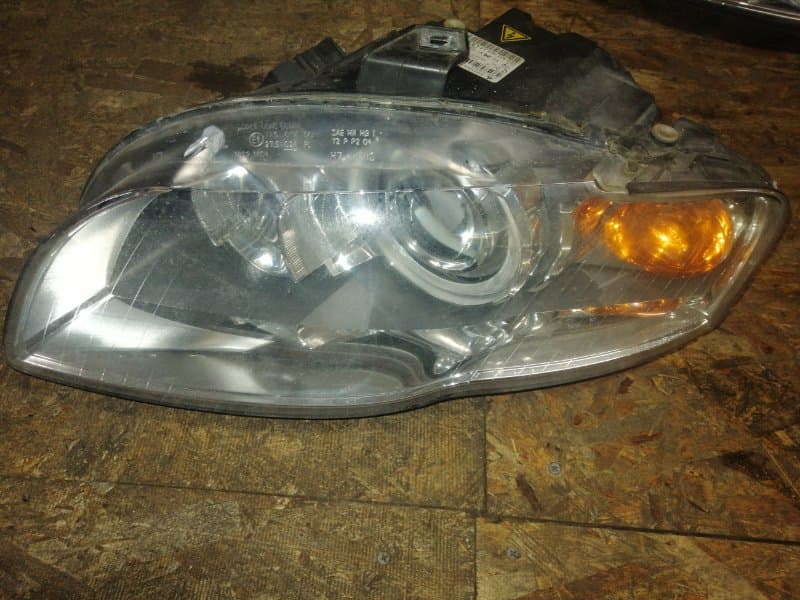 Фара Audi A4 8E B7 2004 перед. лев. (б/у)