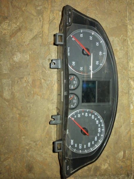 Щиток приборов Volkswagen Jetta 2005 (б/у)