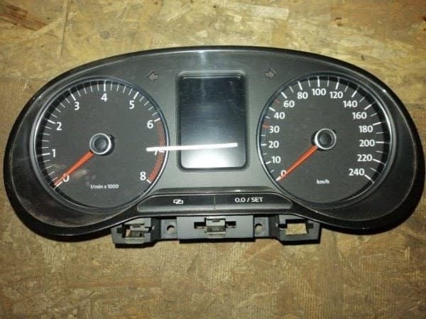 Щиток приборов Volkswagen Polo 5 6R CGG 2011 (б/у)