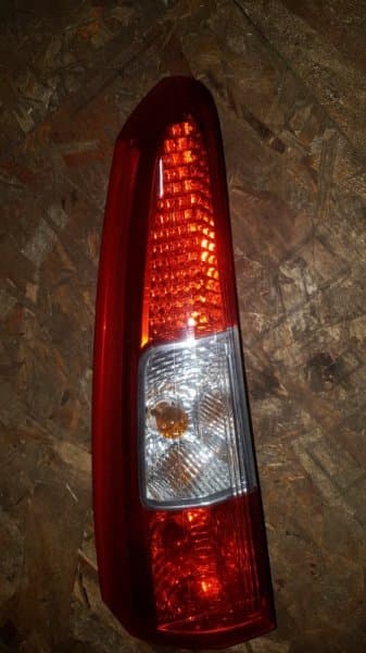 Фонарь верхний Volvo XC70 УНИВЕРСАЛ 2.5Т 2007 задн. лев. (б/у)