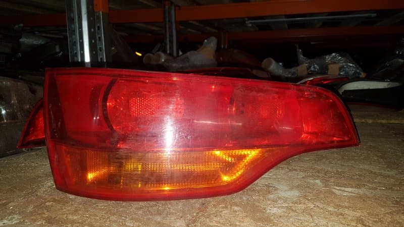 Фонарь Audi Q7 ВНЕДОРОЖНИК 3.6 2010 задн. лев. (б/у)
