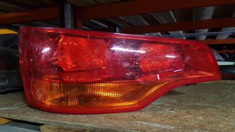 Фонарь Audi Q7 ВНЕДОРОЖНИК 3.6 2010 задн. лев. (б/у)