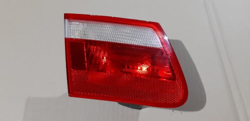 Фонарь крышки багажника BMW 3 E46 N42B20 2003 задн. лев. (б/у)
