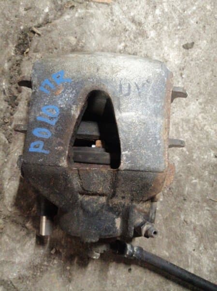 Суппорт Volkswagen Polo 9N перед. прав. (б/у)