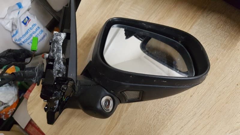Зеркало Volvo S60 Y20 B4164T 2011 прав. (б/у)