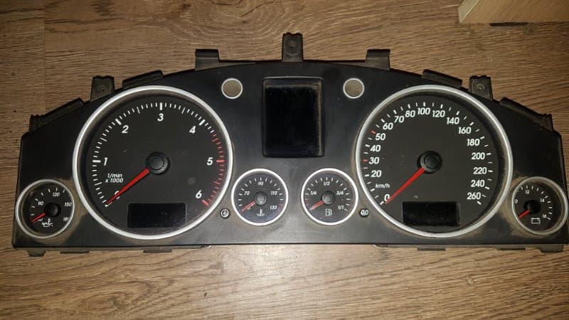 Щиток приборов Volkswagen Touareg 7L BAC 2005 (б/у)