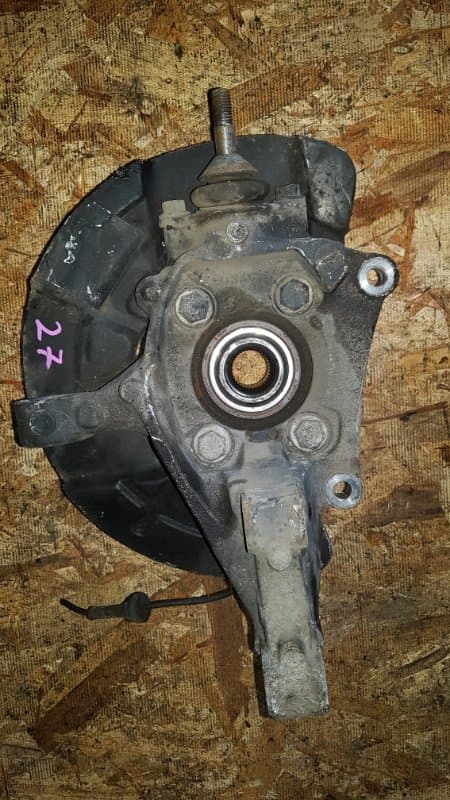 Кулак Volvo s80 СЕДАН B5244S 2004 перед. лев. (б/у)