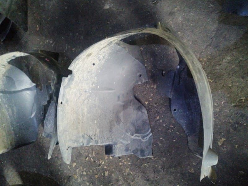 Подкрылок Citroen Grand C4 Picasso UA RFJ 2008 перед. лев. (б/у)