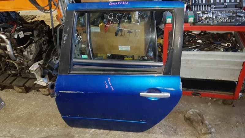 Дверь Peugeot 307 УНИВЕРСАЛ 2004 задн. лев. (б/у)