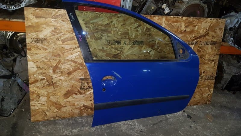 Дверь Peugeot 206 2A/C NFU 2001 перед. прав. (б/у)