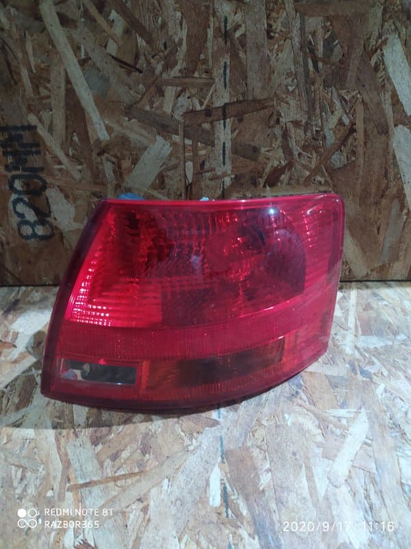 Фонарь Audi A4 8ED BGB 2005 задн. прав. (б/у)