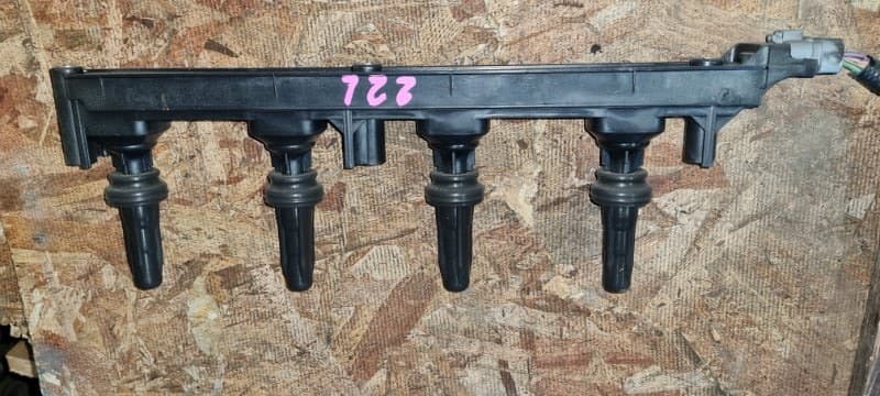 Катушка зажигания Peugeot 407 3FZ EW12J4 2008 (б/у)