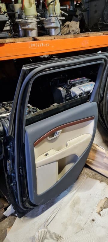 Дверь Volvo V70 УНИВЕРСАЛ B6304T 2009 задн. прав. (б/у)