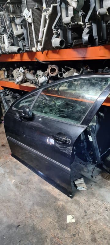 Дверь Peugeot 407 УНИВЕРСАЛ RFJ 2008 перед. лев. (б/у)