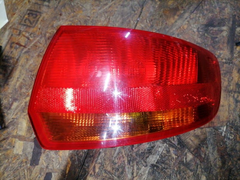 Фонарь Audi A3 8P1 BSE 2007 задн. прав. (б/у)