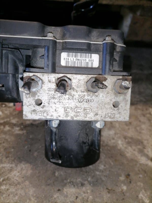 Блок abs Volkswagen Polo 9N1 BUD 2009 (б/у)