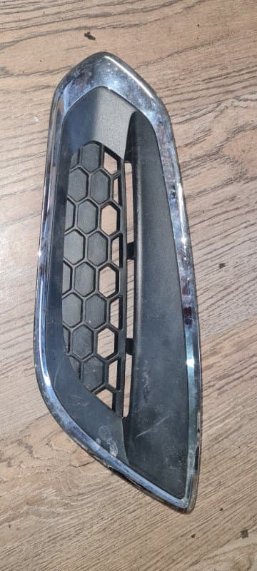 Заглушка Volvo S60 Y20 B4164T 2011 перед. лев. (б/у)
