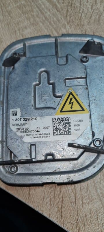 Блок ксенона Volvo S40 MS B4204S3 2010 прав. (б/у)