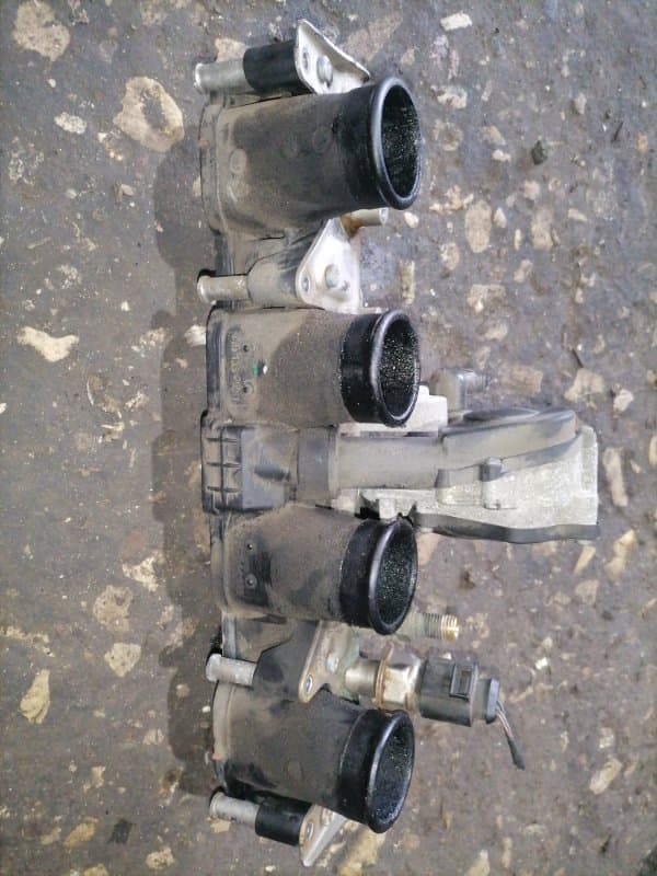 Коллектор впускной Volkswagen Golf 1K5 BVY 2007 (б/у)