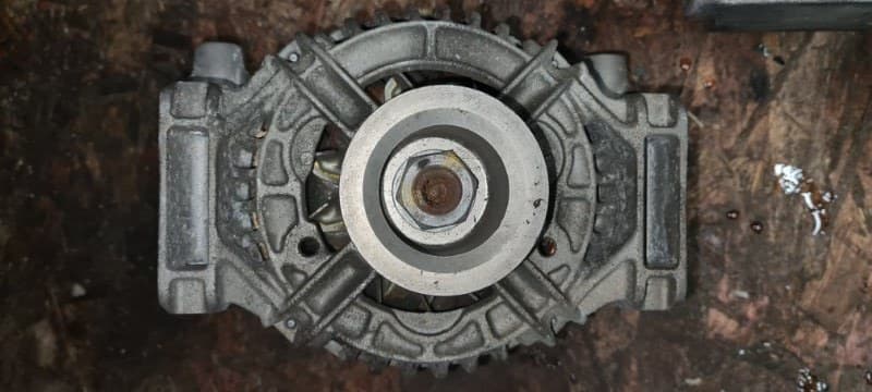Генератор без обгонной муфты 120А Opel Astra G Z20NET 2000 (б/у)