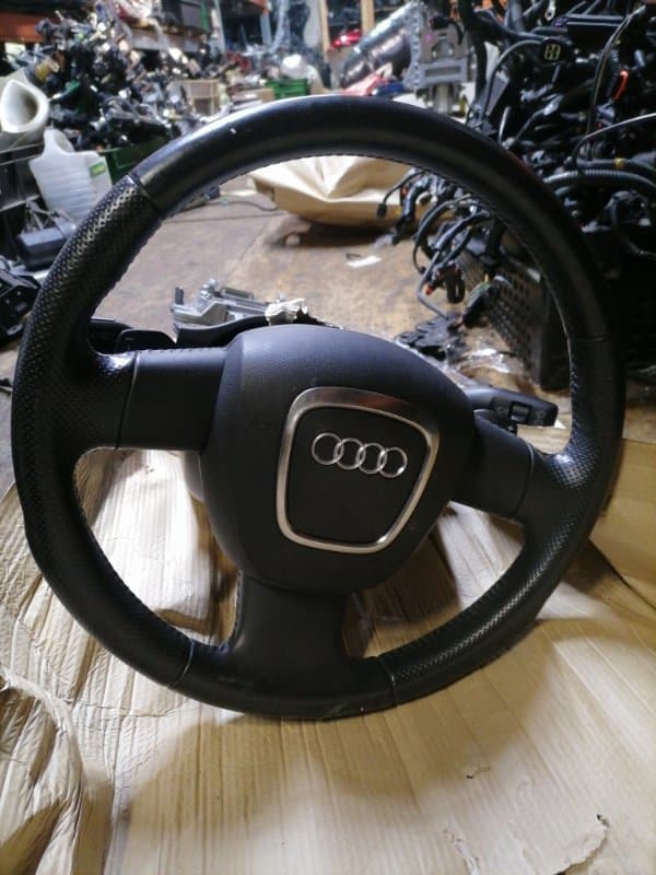 Руль Audi A3 8P1 BYT 2008 (б/у)