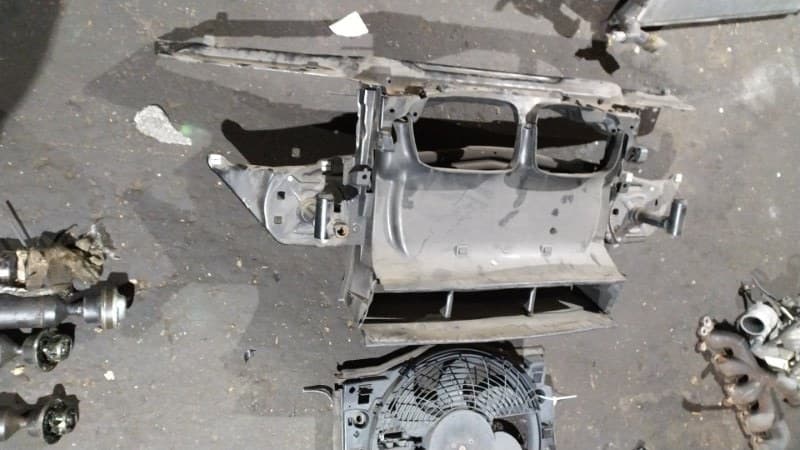 Панель передняя BMW 3 E46 M52B20 2003 (б/у)
