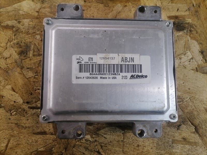 Блок управления ДВС Opel Astra J A14NET 2013 (б/у)