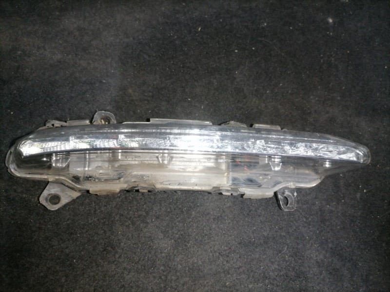 Дневной ходовой огонь Mercedes S W221 2010 прав. (б/у)