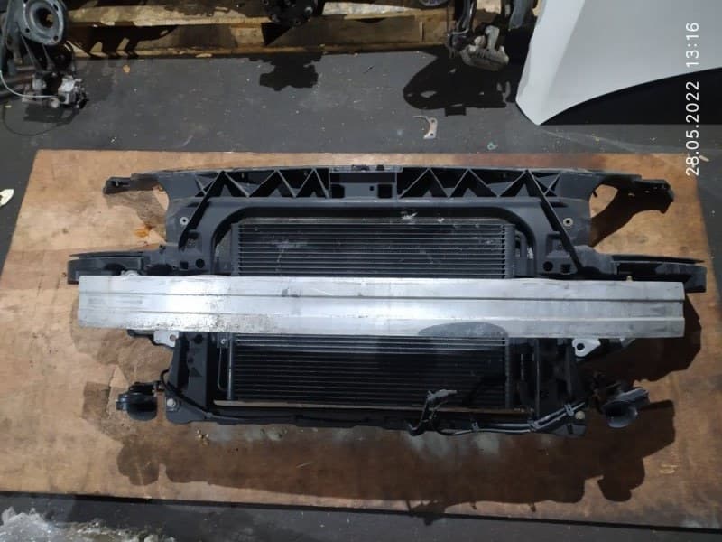 Панель передняя в сборе Audi TT 8N3 AUQ 2004 (б/у)