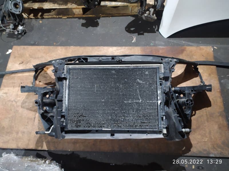 Панель передняя в сборе Audi A4 8ED BGB 2006 (б/у)