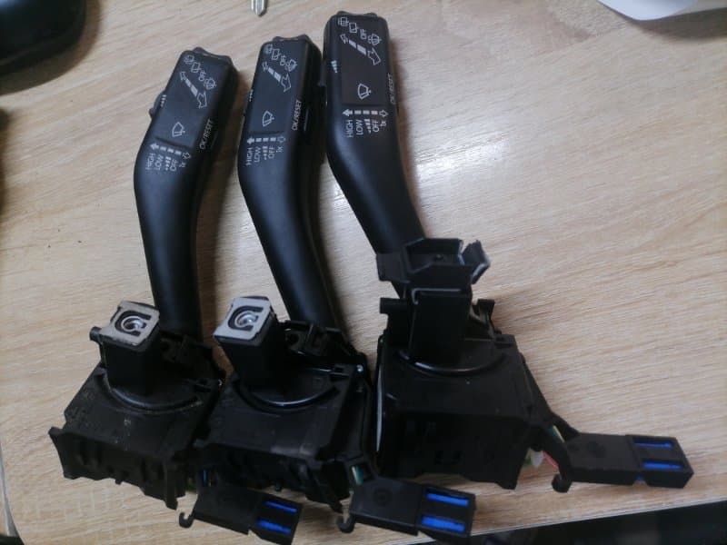 Подрулевой переключатель Volkswagen Jetta 1K2 BLG 2008 (б/у)
