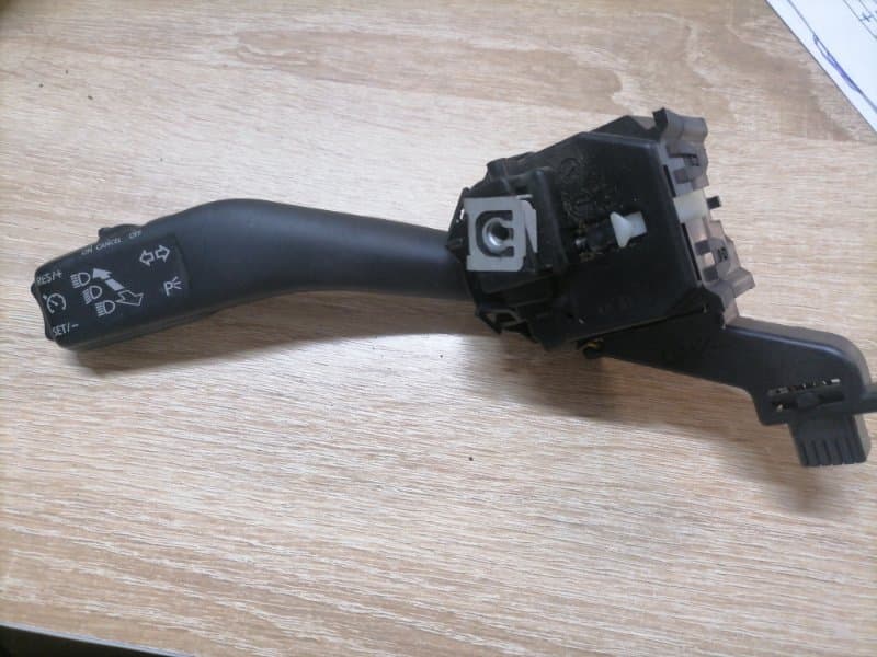 Подрулевой переключатель Volkswagen Jetta 1K2 BLG 2008 (б/у)