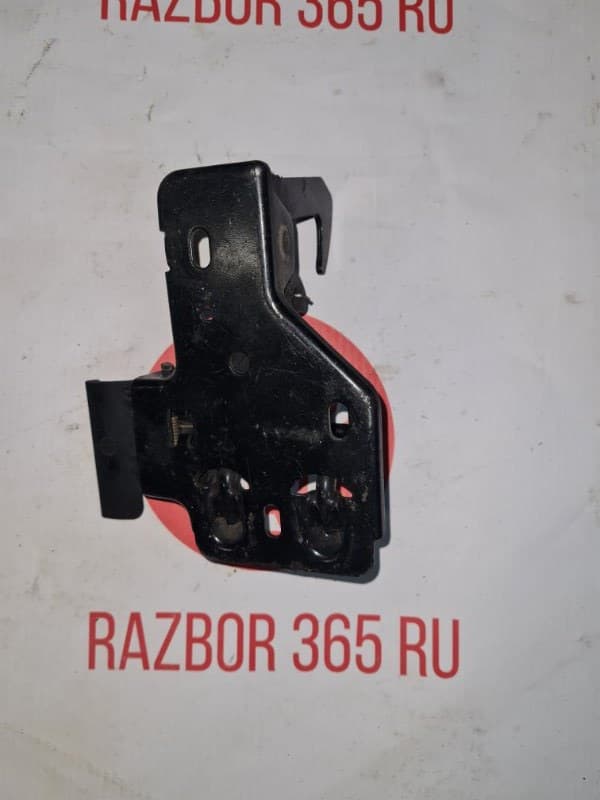 Крюк капота Volkswagen Touareg 7L6 BMV 2005 (б/у)