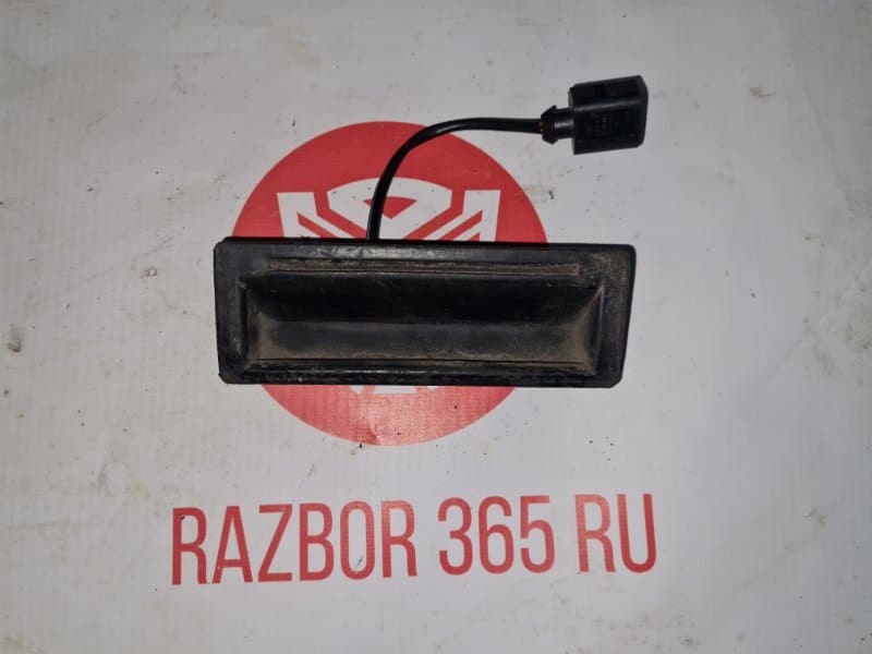 Кнопка крышки багажника Volkswagen Touareg 7L6 BMV 2005 (б/у)