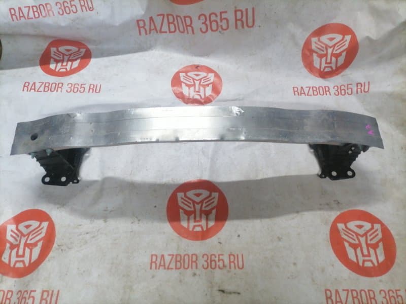 Усилитель бампера Audi A3 8P1 BWA 2006 (б/у)