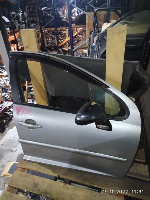 Дверь Peugeot 207 SW УНИВЕРСАЛ 1.6 EP6CD EUR 5 120Л.С. 2011 перед. прав. (б/у)