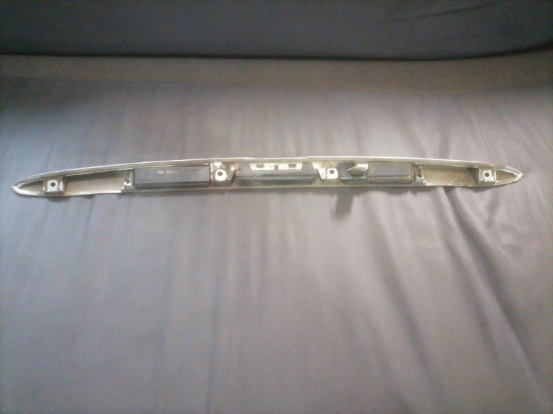 Кнопка крышки багажника BMW X5 E53 M54B30 2005 (б/у)