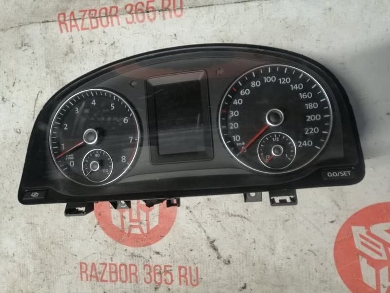 Щиток приборов Volkswagen Touran 1T3 CAV 2012 (б/у)