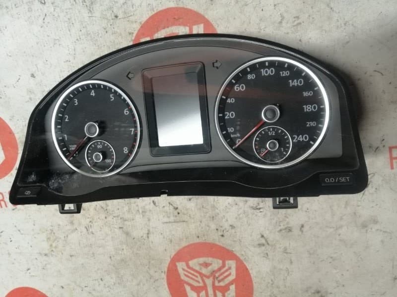 Щиток приборов Volkswagen Tiguan 5N1 CAW 2010 (б/у)