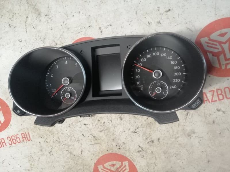 Щиток приборов Volkswagen Golf 5K1 CAX 2010 (б/у)
