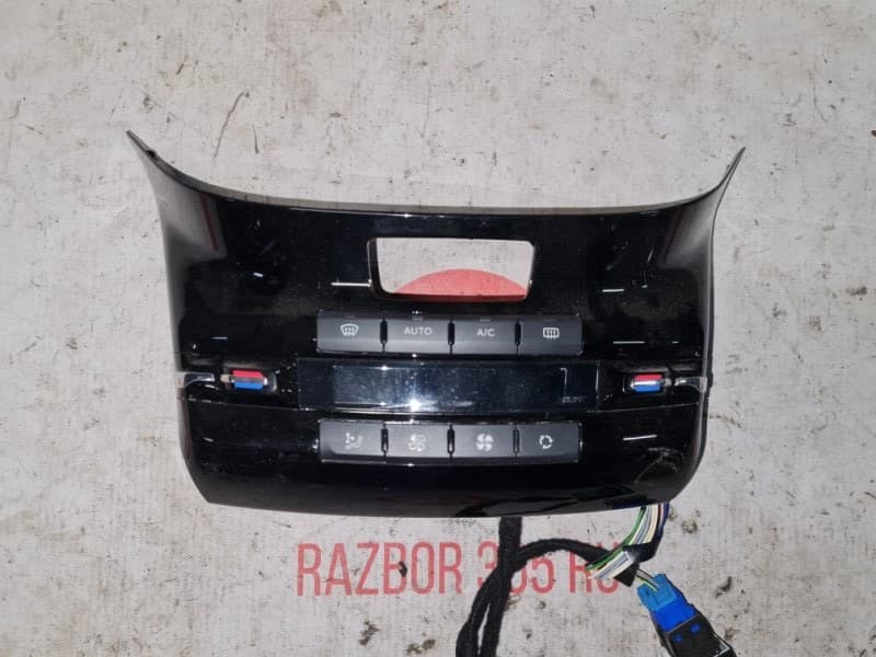 Блок управления климат-контролем Peugeot 208 CC 1.6 EP6CD EUR 5 120Л.С. 2013 (б/у)