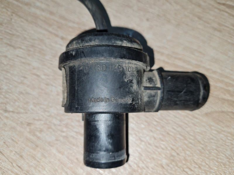 Клапан Porsche Cayenne 955 48.50 2006 (б/у)