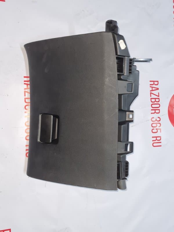 Вещевой ящик Opel Astra J A14NET 2013 (б/у)