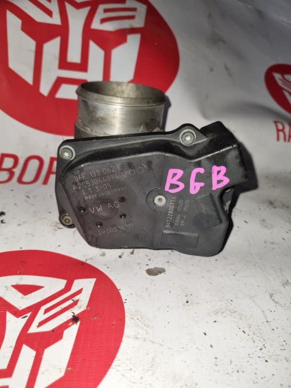 Дроссельная заслонка Audi A4 B7 2.0T (б/у)