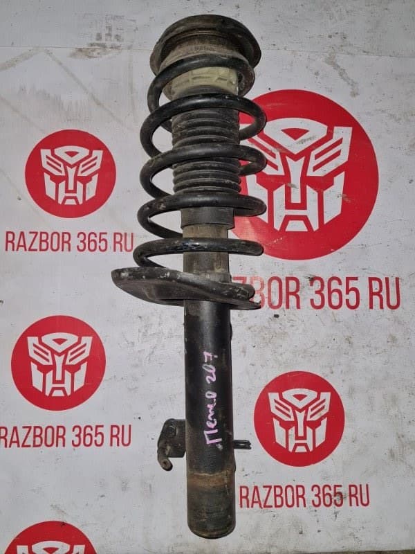 Стойка передняя в сборе Peugeot 207 EP6 2008 прав. (б/у)