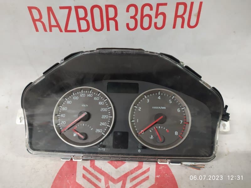 Щиток приборов Volvo V50 MW B5254T3 2007 (б/у)